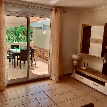 Oasis Fanabe Apartmán *